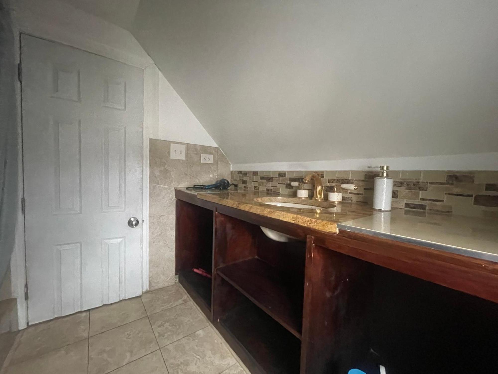 Апартаменти Private Loft 5 Min Away From Lga Нью-Йорк Екстер'єр фото